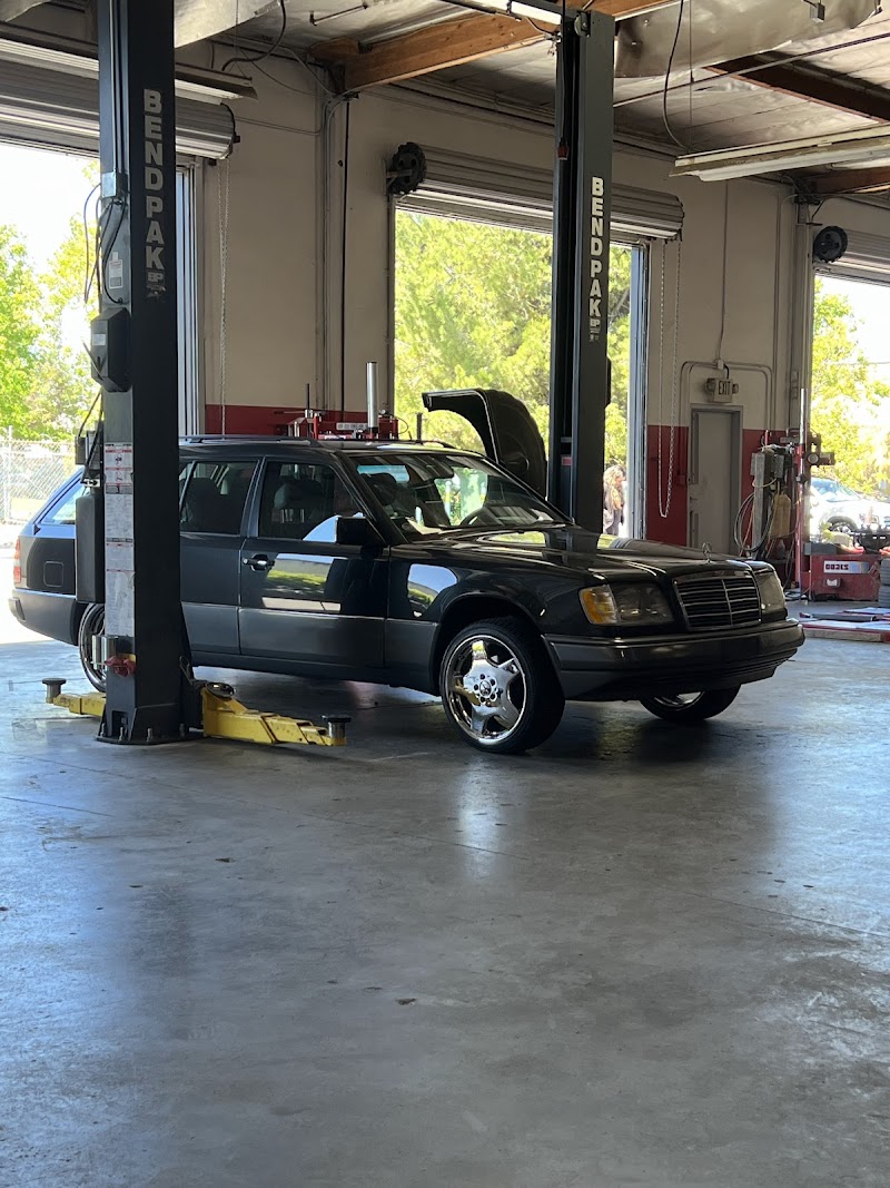 Blackstone Motorsports Tire & Alignment photo 3
