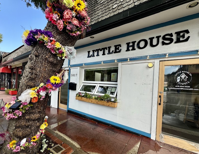 Photo of Little House of Flowers
