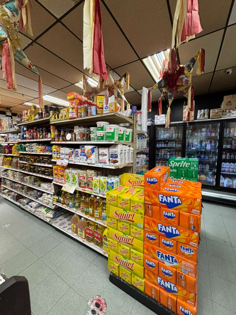 Tienda Del Pueblo - Grocery Store & Meat Market photo 2
