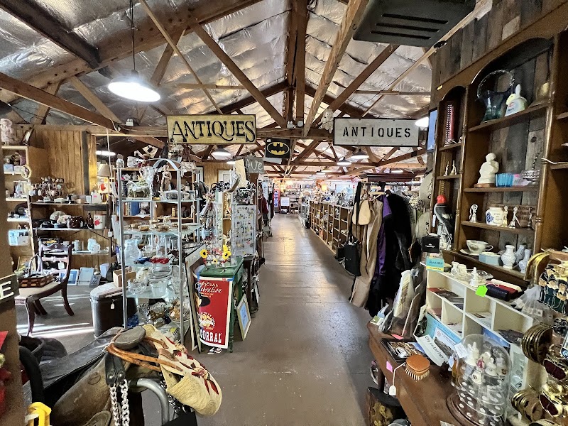 Tombstone Antique Mall photo 2