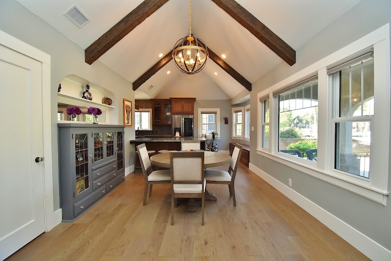Hughes Realty Fine Homes photo 3