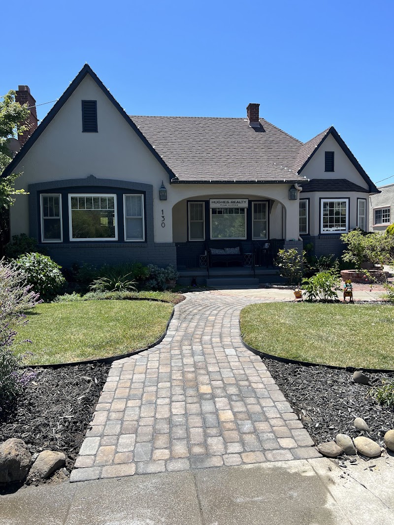Hughes Realty Fine Homes photo 2