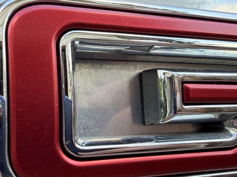 Silveira GMC Service Center photo 4