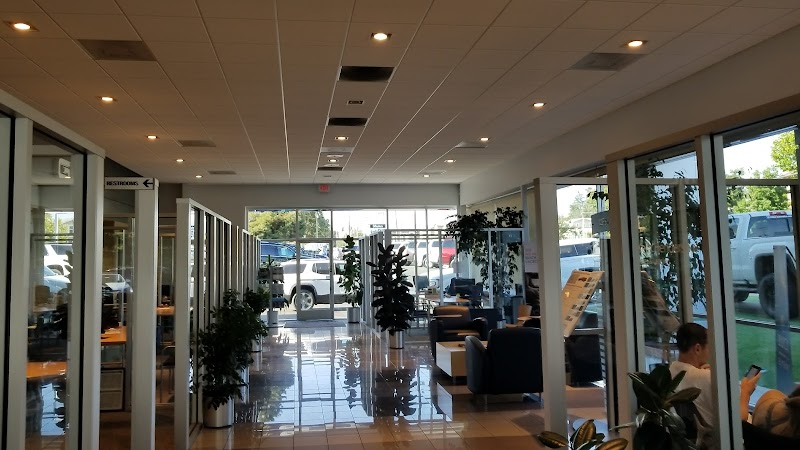 Silveira GMC photo 5