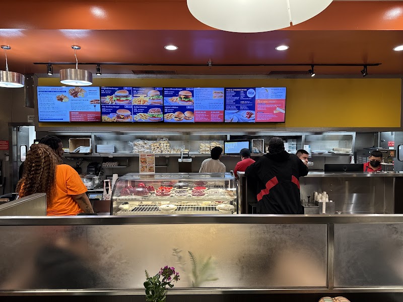 Nation's Giant Hamburgers & Great Pies photo 4