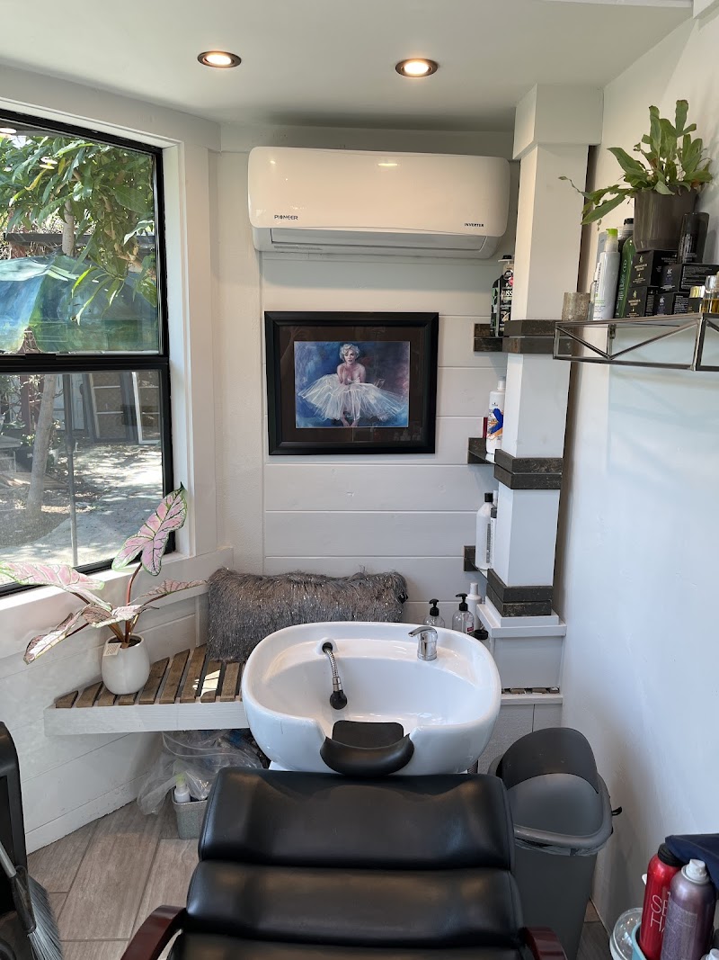 Whisper's Hair Studio photo 4