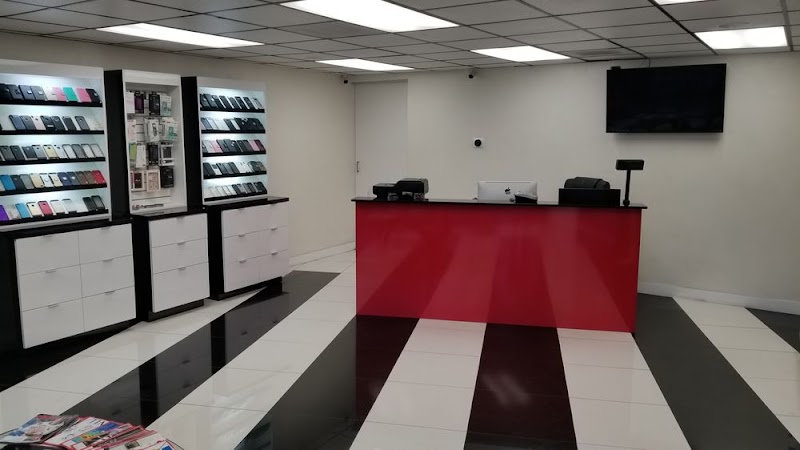 Photo of Sunset Wireless iPhone Repair Hollywood Los Angeles CA