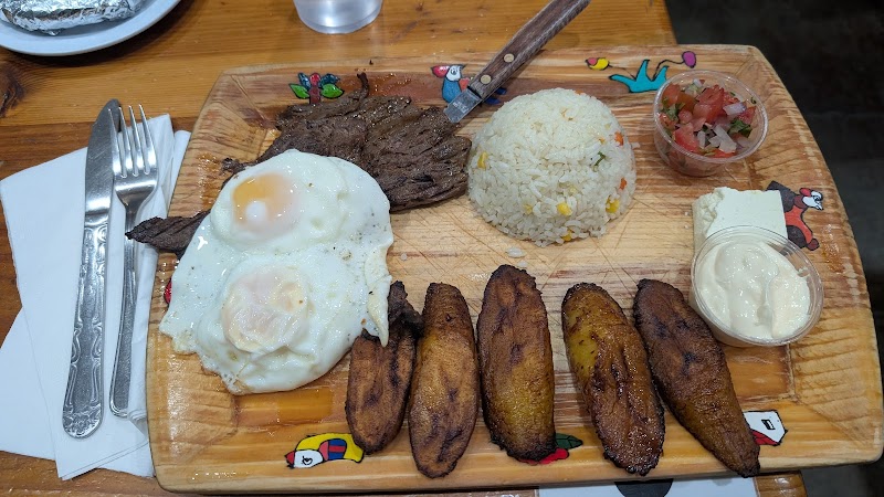 El Cuscatlan Restaurant photo 3