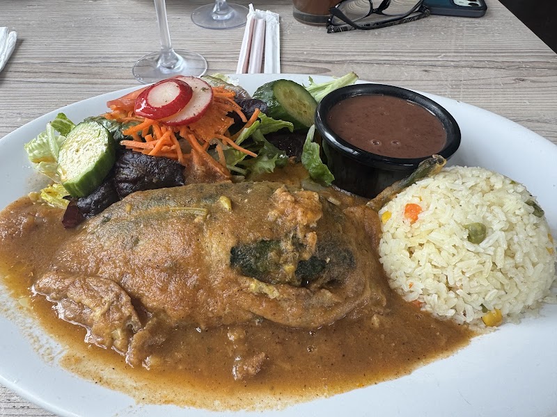 El Cuscatlan Restaurant photo 4