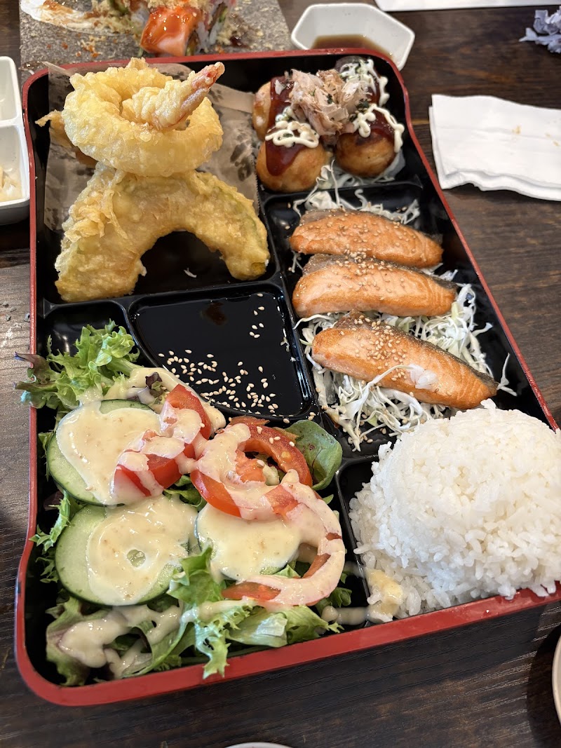 Oh Fish Sushi & Kitchen photo 4