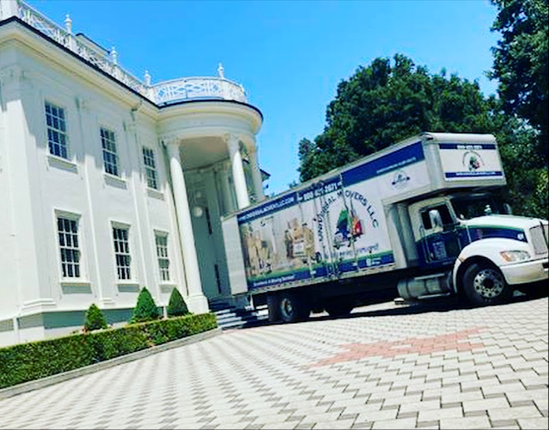 Photo of Universal Moving & Storage