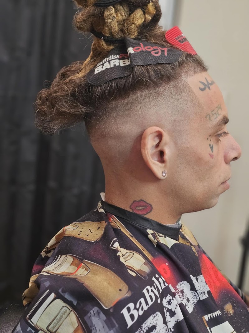 Sweeney John Barbershop photo 4