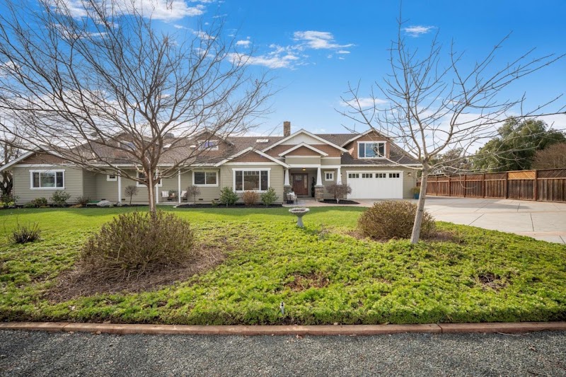 Derek Essary, Realtor photo 2