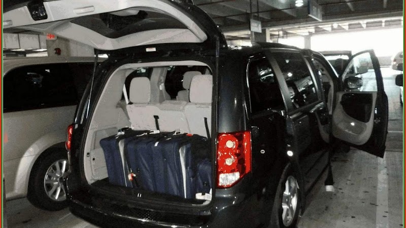 Sunnyvale Airport Shuttle photo 5