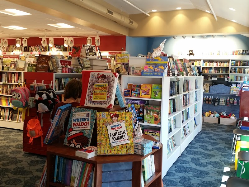 Belmont Books photo 5