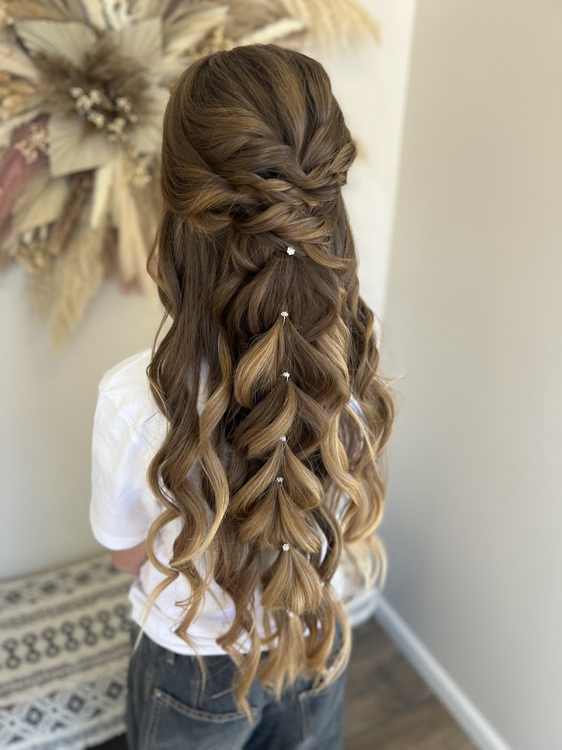 Blush Hair Salon + Skin Studio photo 2