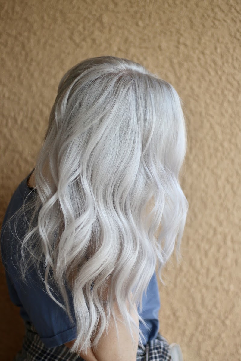 Raquel.Does.Hair. photo 2
