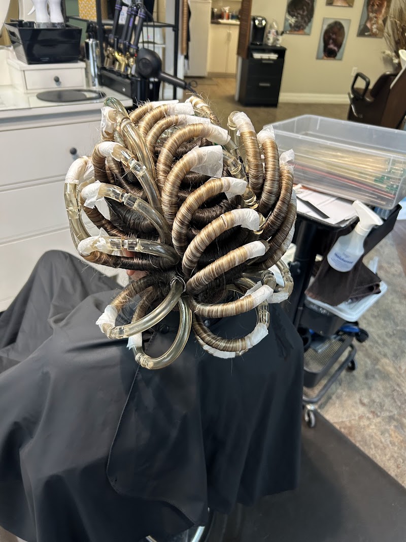 Above & Beyond Salon-Day Spa photo 4