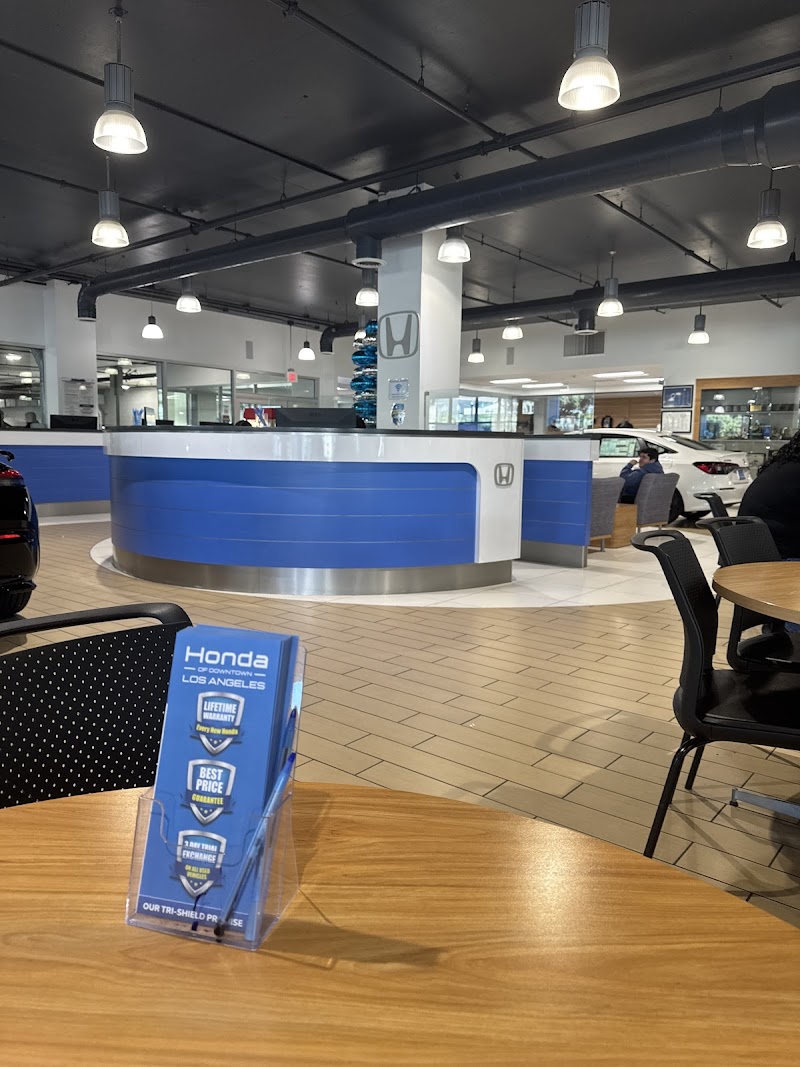 Honda of Downtown Los Angeles Parts Department photo 2