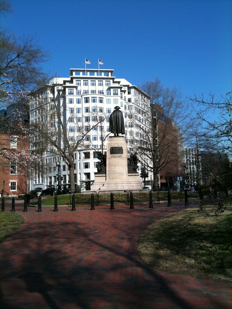 General Marquis de Lafayette Statue photo 4