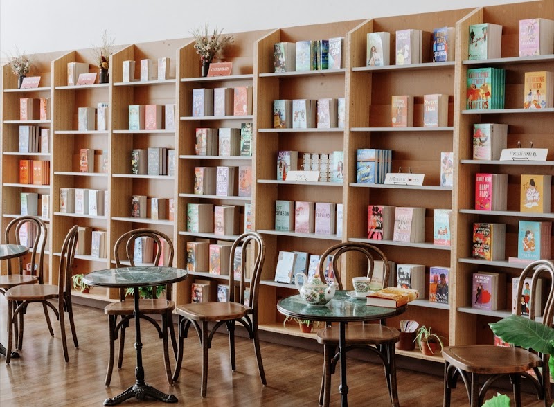 The Love Potion Library - Books, Tea, Pastries photo 4