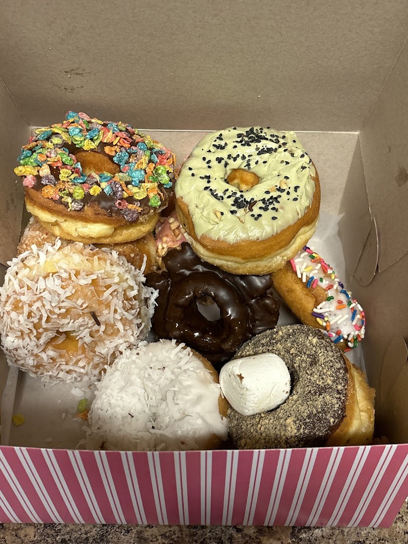 Happy Donuts photo 4