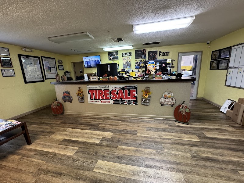 Farmerie's Garage photo 3