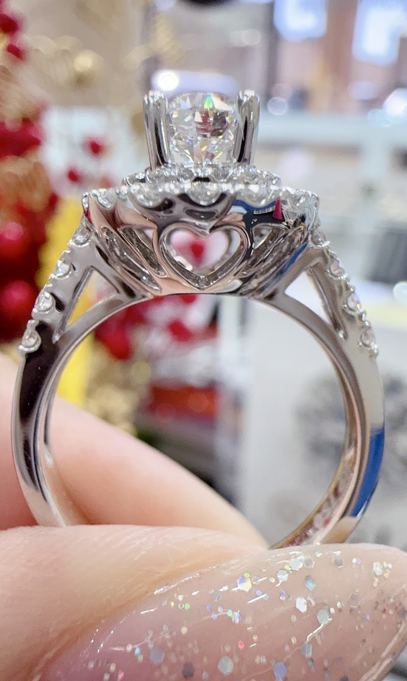 Minh Bao Ngoc Diamond & Jewelry photo 4