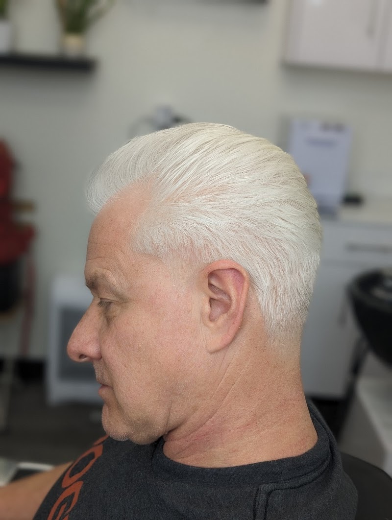 Mensthetics Modern Hair Design photo 3
