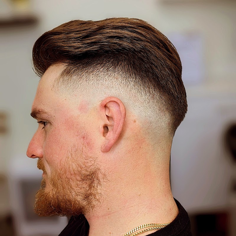 Mensthetics Modern Hair Design photo 4