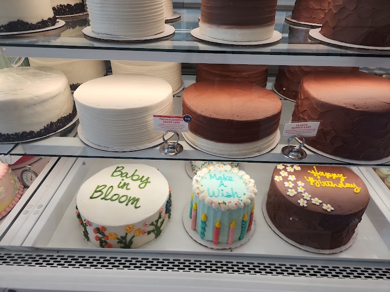 SusieCakes - Brentwood photo 3