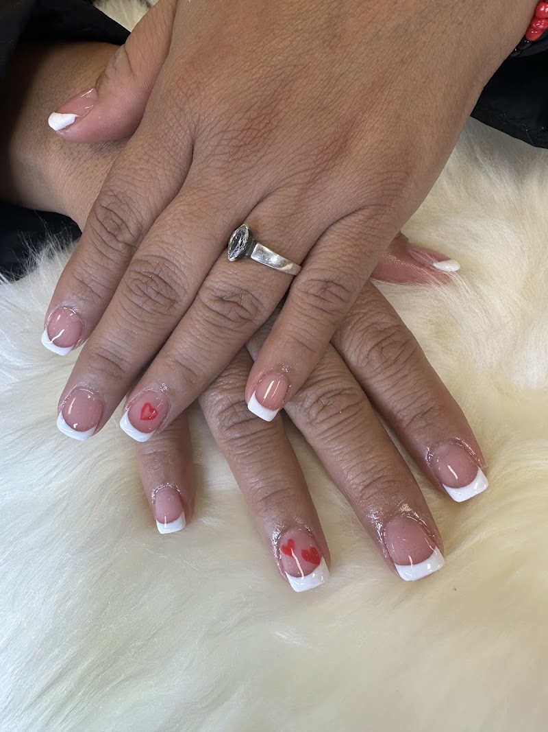 Golden Nails & Spa photo 3