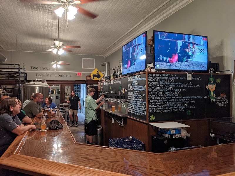 Two Frogs Brewing Company photo 3