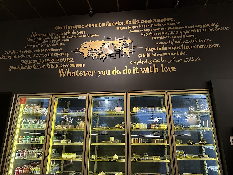 Loverra Cafe & Patisserie & Restaurant photo 5