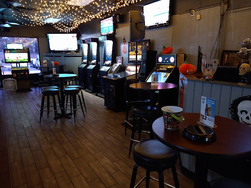 B J's Pub photo 2