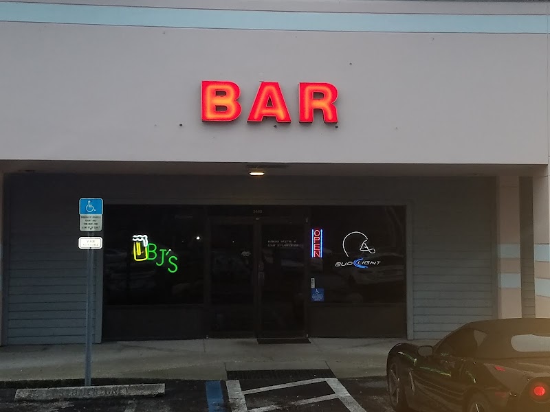 B J's Pub photo 3