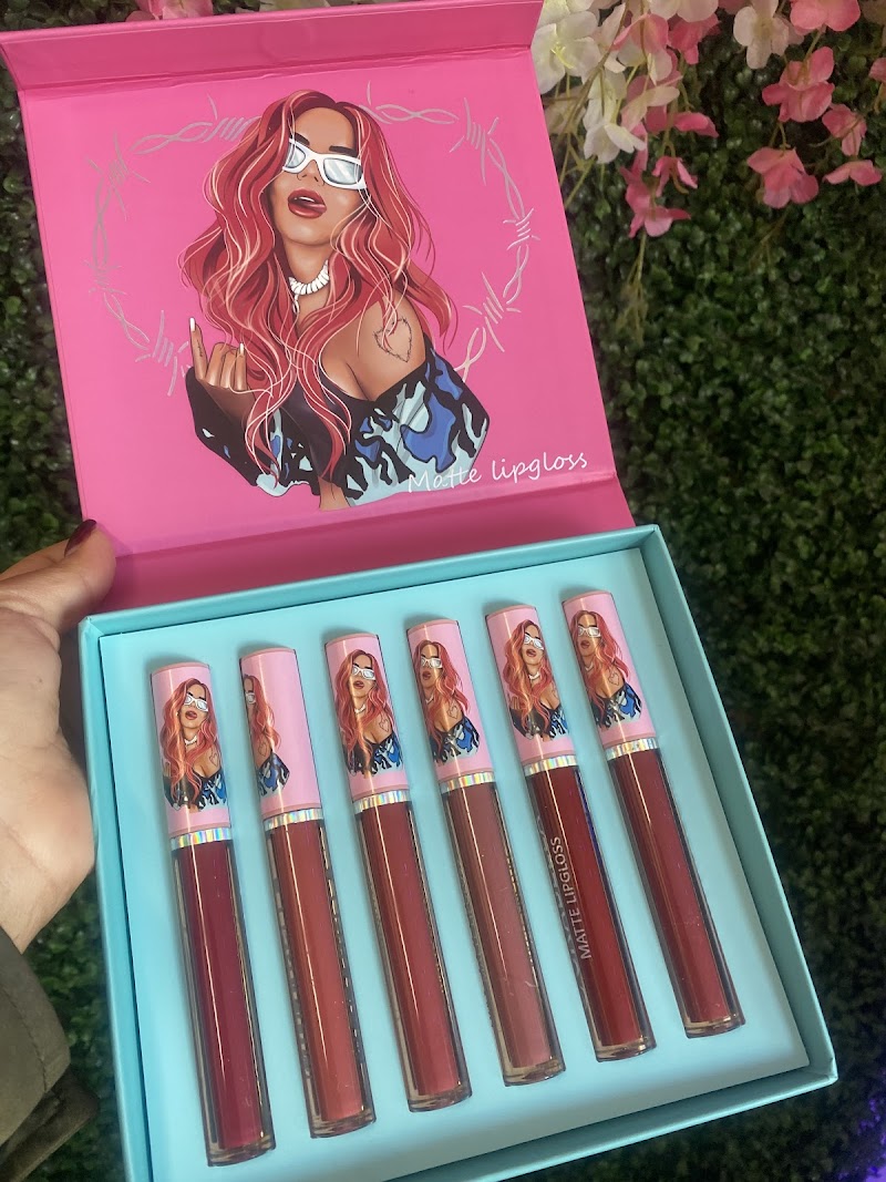 The Pink Shop By Ccosmetics photo 4