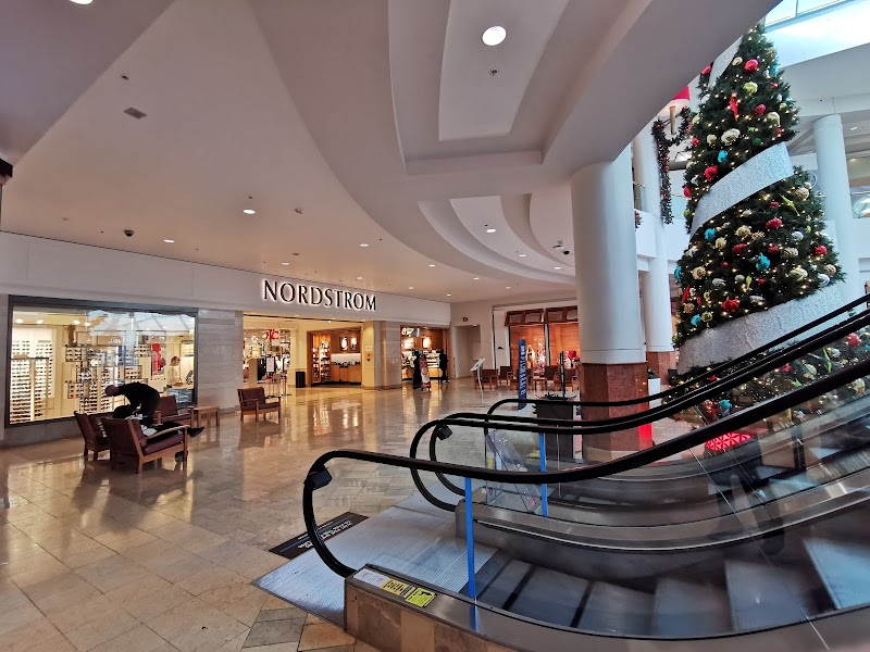 Scottsdale Fashion Square photo 3