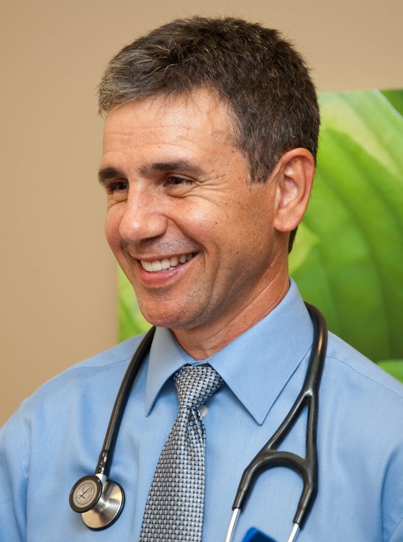 Alex De Moraes, MD photo 3