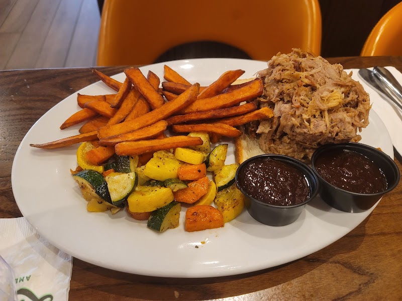 Lucille's American Cafe photo 4