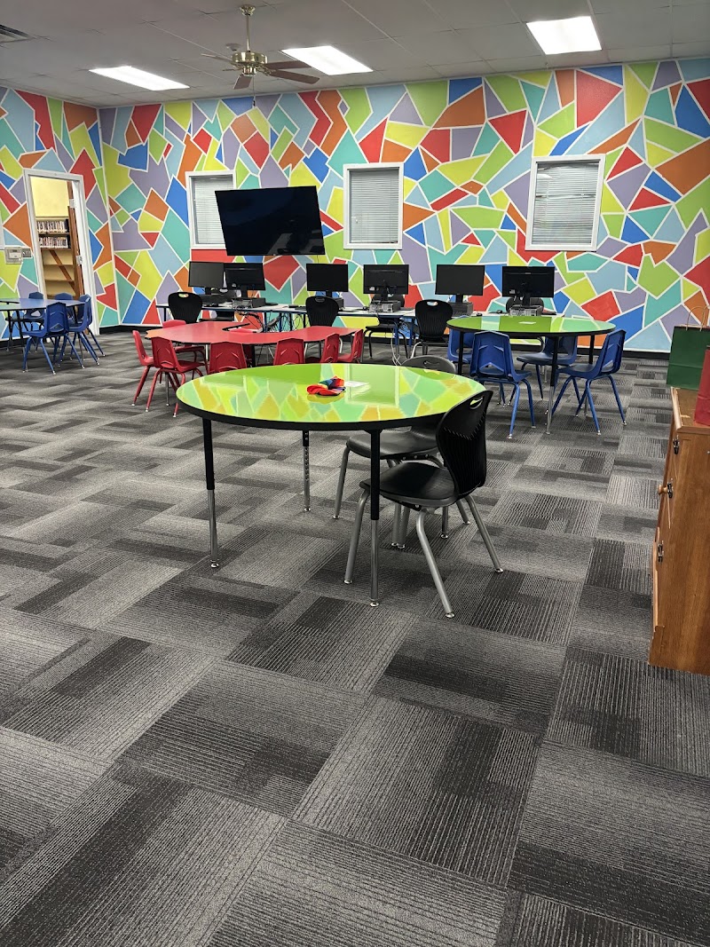 Sgt Fernando De La Rosa Memorial Library photo 2