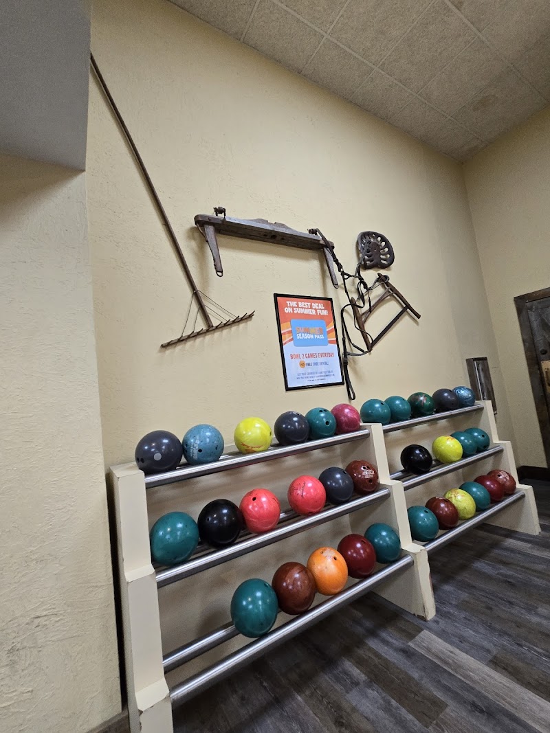 Spanish Springs Lanes photo 4