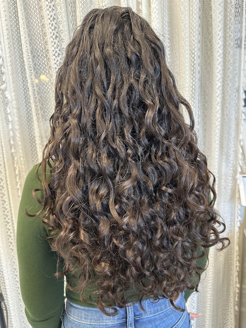 Curly Hair Alchemist photo 3