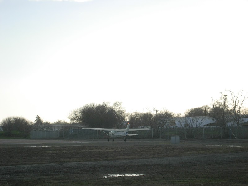 University Airport photo 5