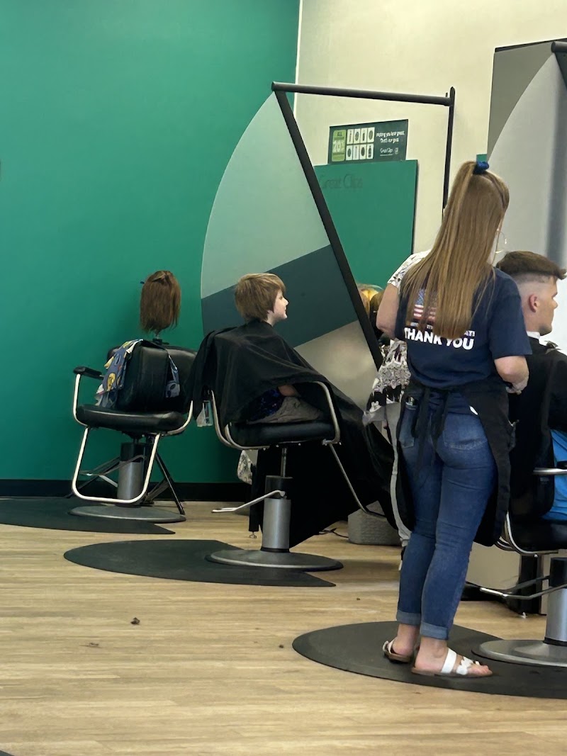 Great Clips photo 5