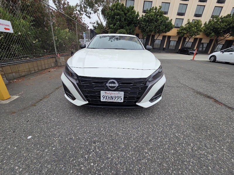 Priceless Car Rental LAX photo 5