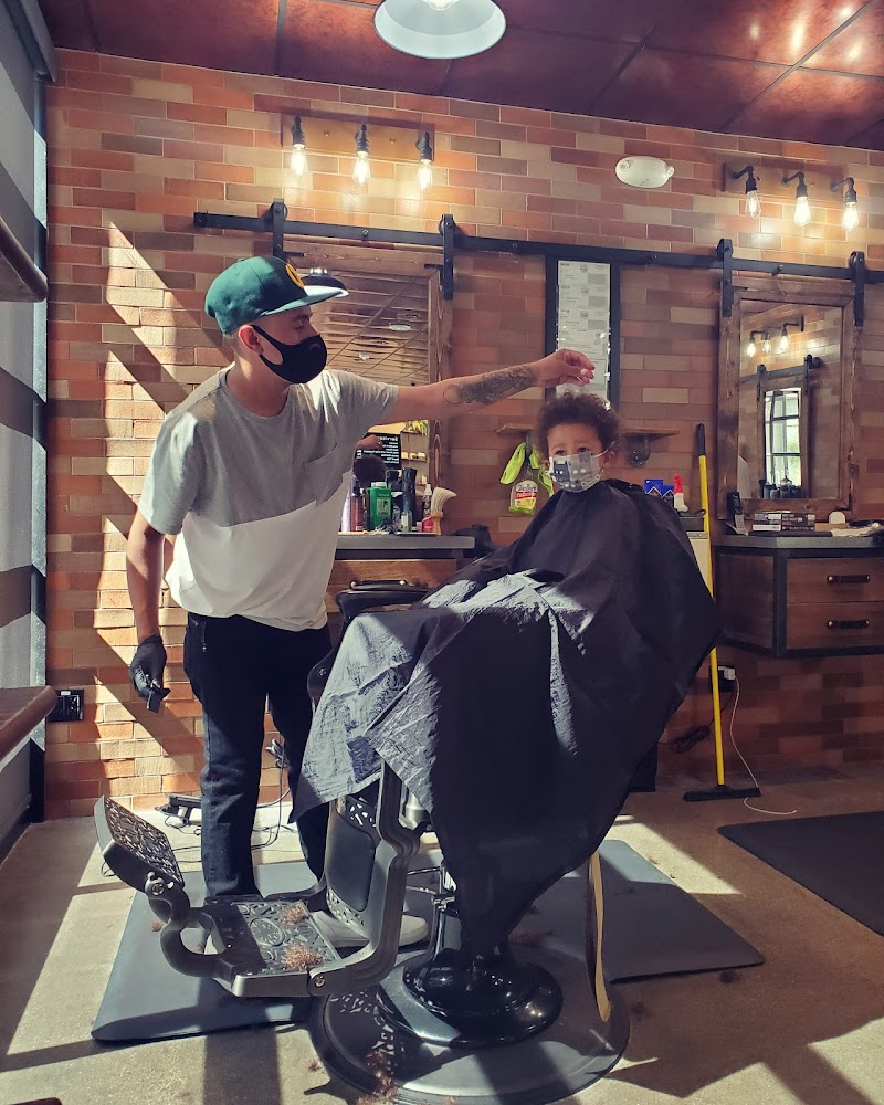 Bruce's Barbershop photo 4