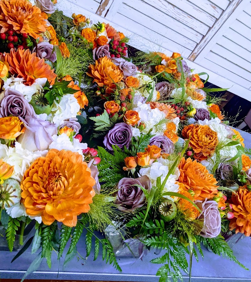 Uniquely Chic Floral & Home photo 5