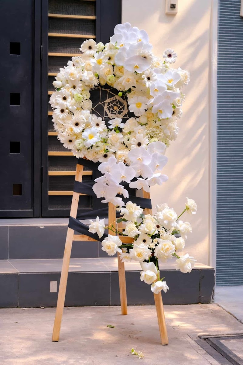 Tasty Petal Flower Shop photo 2