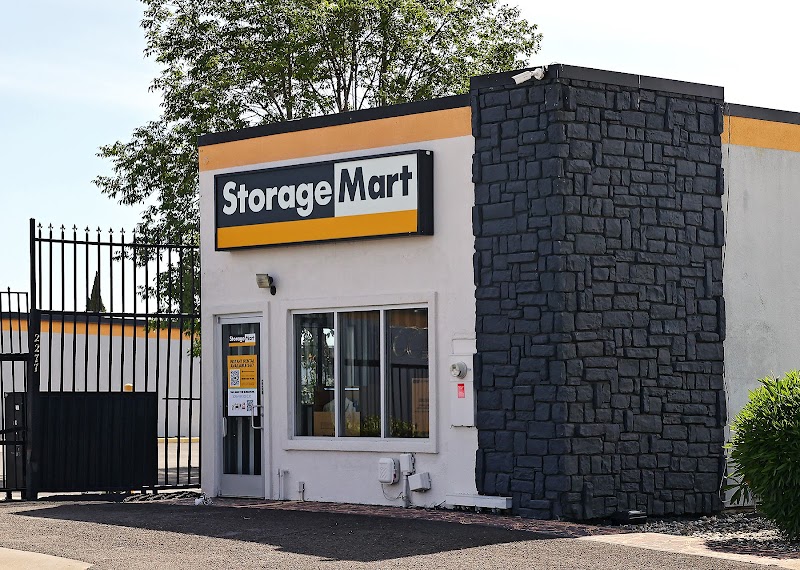 StorageMart photo 2